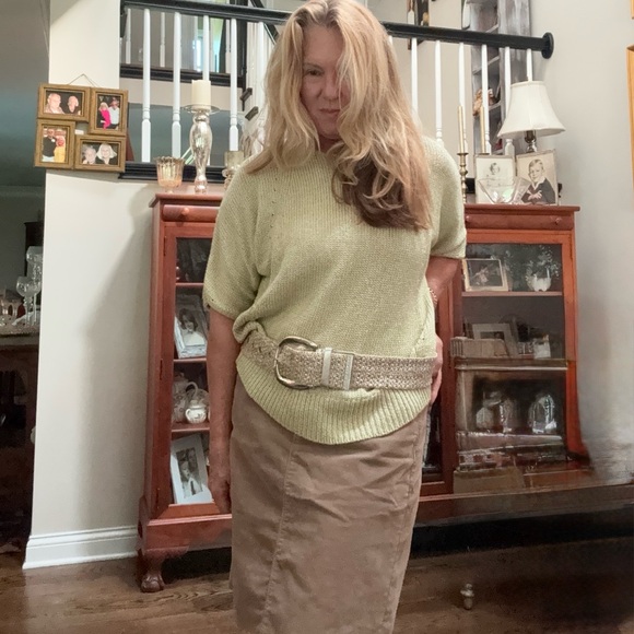 Gap Tan Corduroy Skirt Mid Length 1969 size 12 - Picture 11 of 12